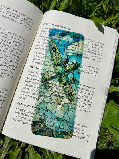 WW2 Airplane Bookmark - Vintage Fighter Plane Metal Bookmark, Aviation Gift for Pilots, History Buffs & Book Lovers, Unique Gift Idea