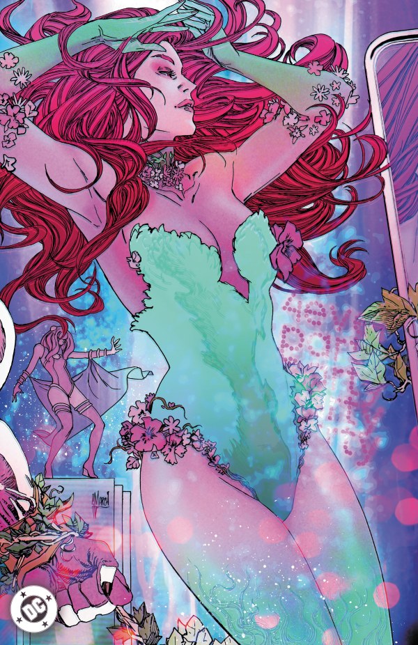 Gotham City Sirens: Unfit for Orbit #4 (2025) (Cover D Guillem March Kalanorian Connecting Foil Virgin Variant)