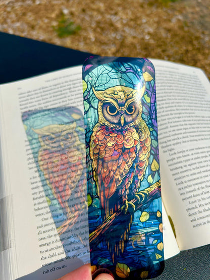 Stained Glass Owl Bookmark – Vibrant Forest Owl in Hollow Tree | Nature-Inspired Bookmark for Readers & Wildlife Lovers